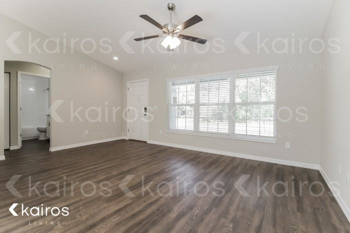 3384 Se 138th St - Photo 2 of 17