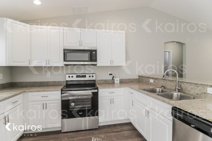 3384 Se 138th St - Photo 5 of 17