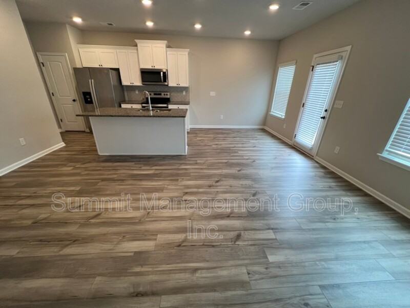 130 Skipjack Ct - Photo 6 of 37