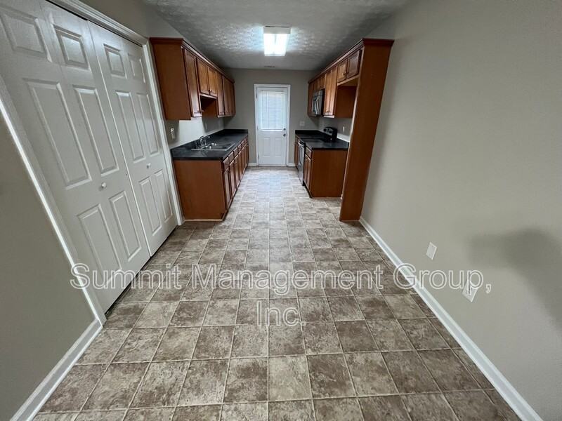 158 Elder Dr - Photo 4 of 17