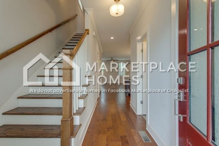 2119 Herman St - Photo 5 of 34