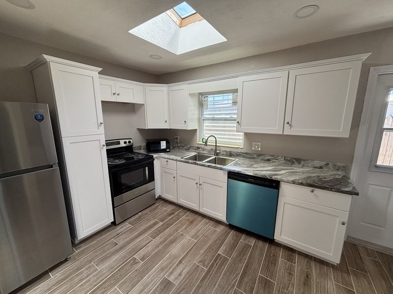 4143 Conway Blvd - Photo 4 of 13