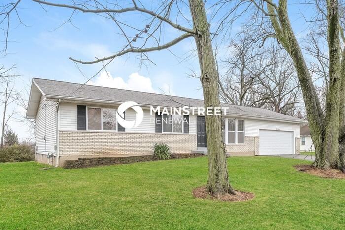 1540 Charlotte Dr - Photo 4 of 17