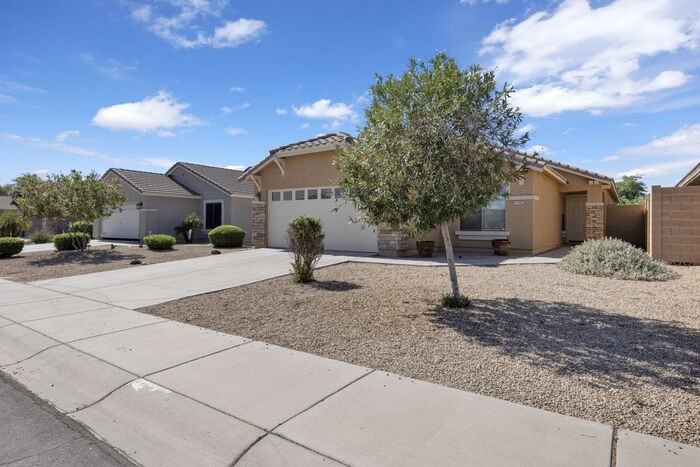 17161 W Port Royale Ln - Photo 2 of 29