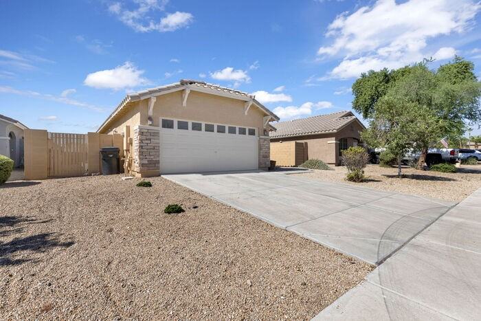 17161 W Port Royale Ln - Photo 3 of 29