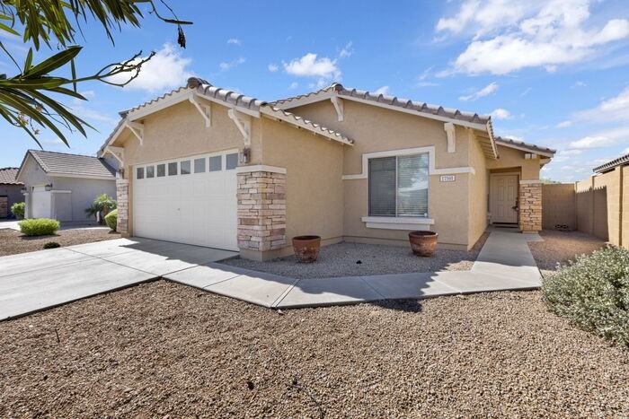 17161 W Port Royale Ln - Photo 4 of 29