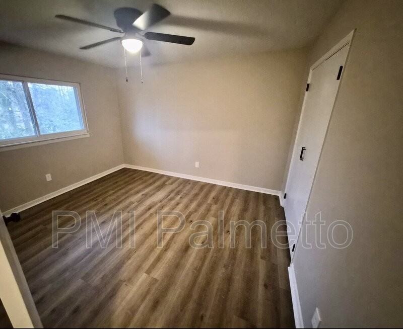 1244 Grove Park Ln - Photo 7 of 8