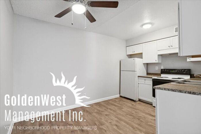 837 E Montecito Ave #265 - Photo 3 of 11