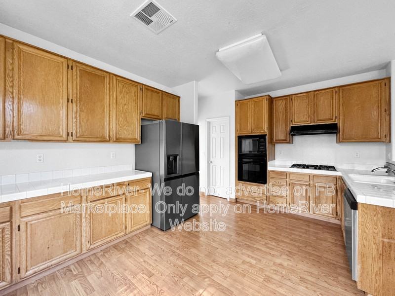 3014 Carmelo Ln - Photo 2 of 21