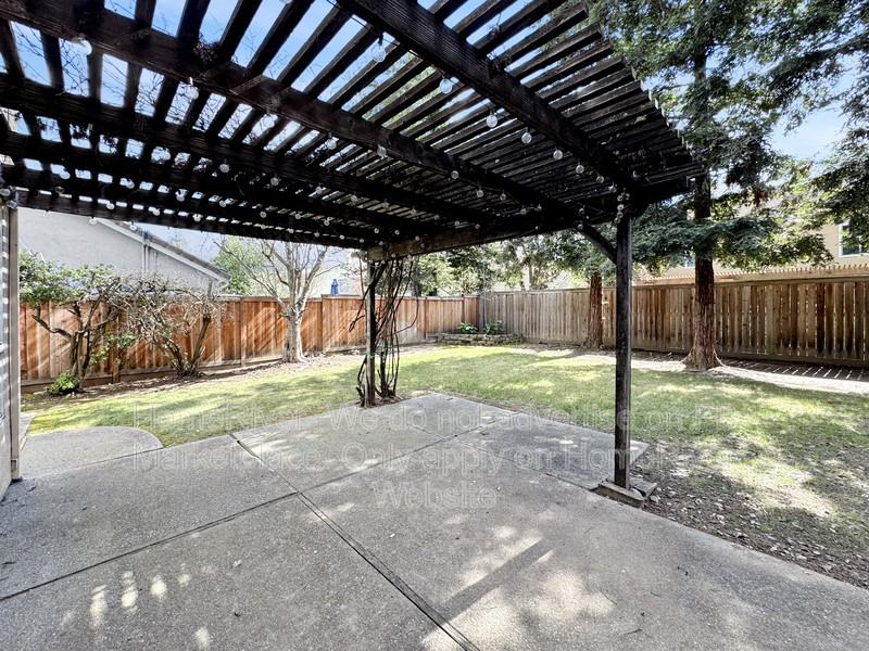 3014 Carmelo Ln - Photo 6 of 21