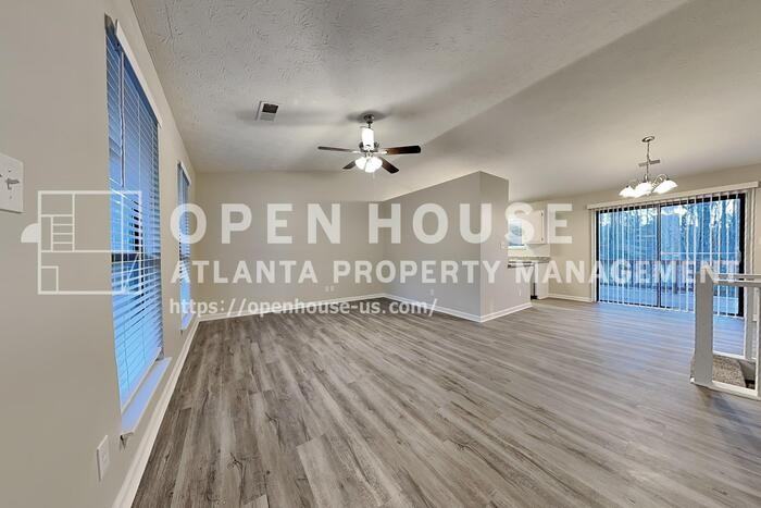 3406 Deshong Dr - Photo 5 of 20