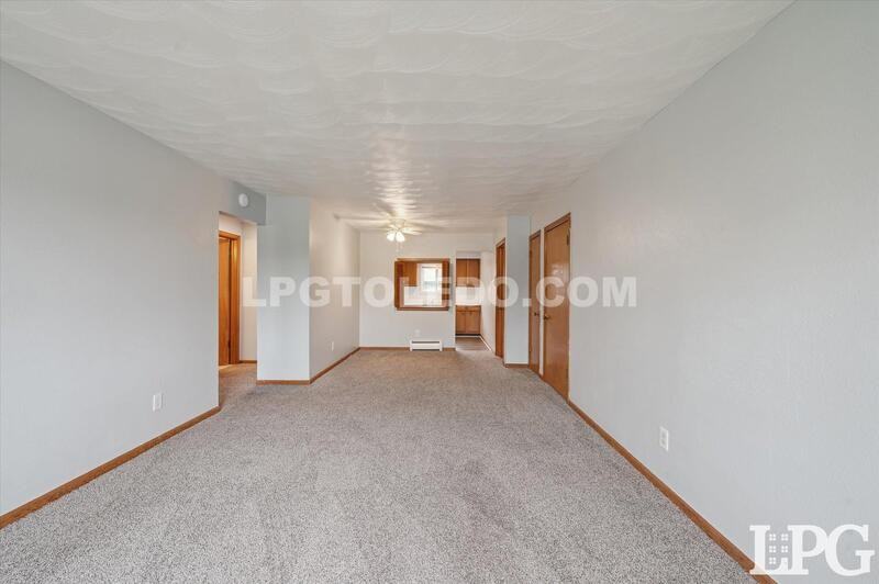 3310 Arlington Ave #4 - Photo 5 of 23