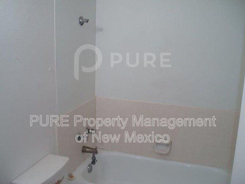 12916 Carrie Pl Se - Photo 5 of 19