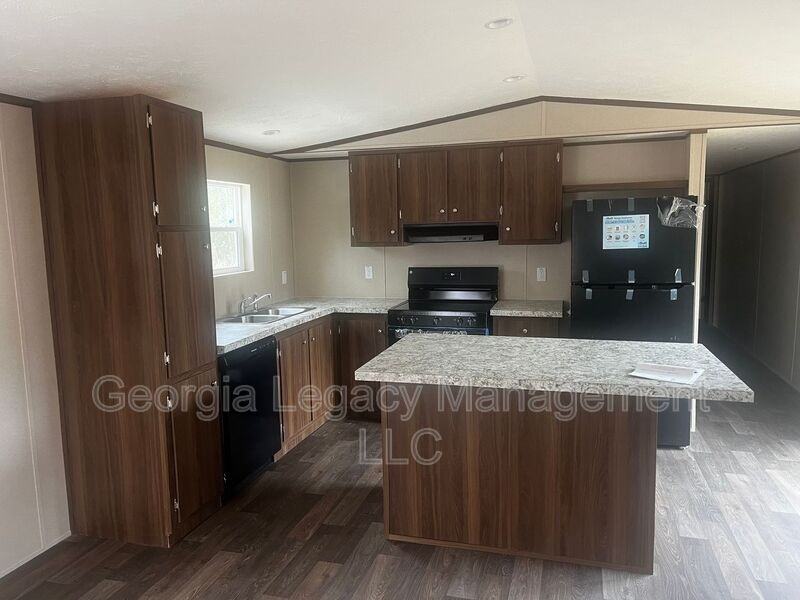 28 Shady Cir - Photo 4 of 12