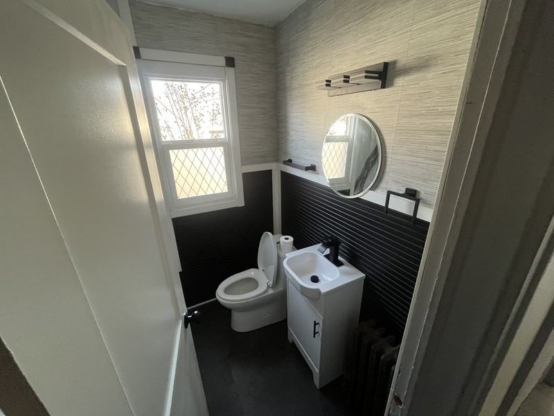 9142 Yorkshire Rd - Photo 4 of 12