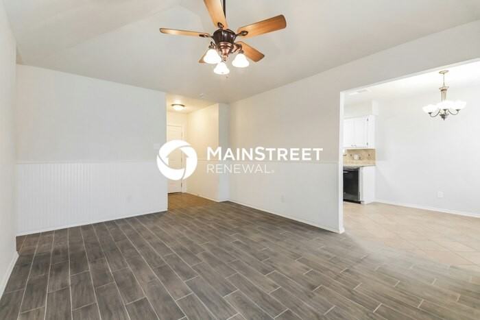 200 Brook Cir - Photo 6 of 17