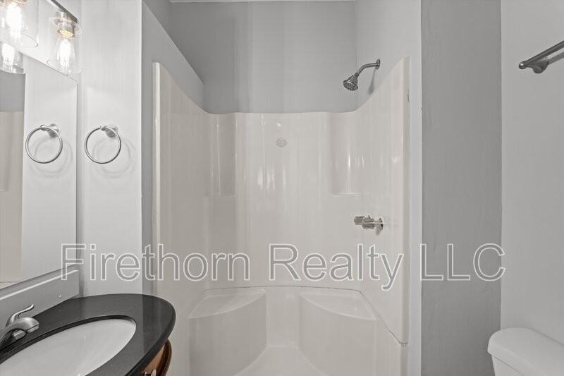 413 Norris St - Photo 7 of 38