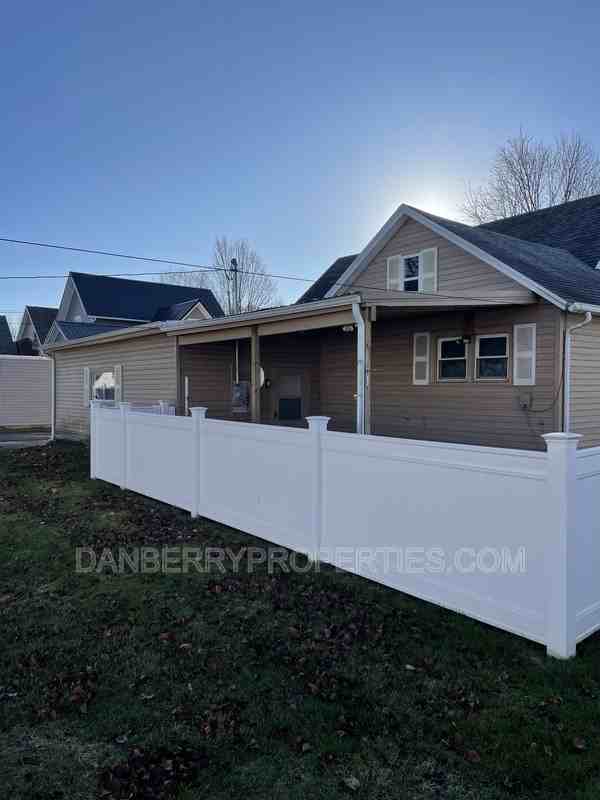 606 South St - Photo 4 of 26