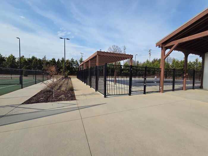 144 Watford Ln - Photo 2 of 50