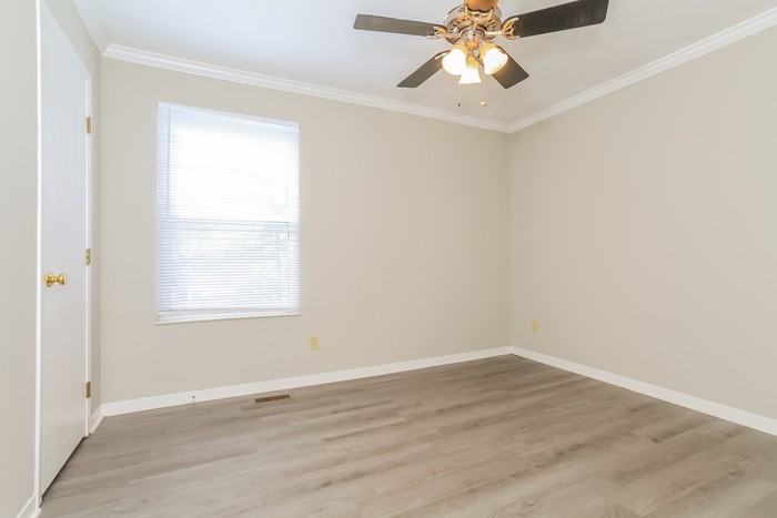 300 Mulberry Meadows Ct - Photo 7 of 10