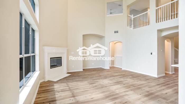 508 Lilac Ln - Photo 7 of 49