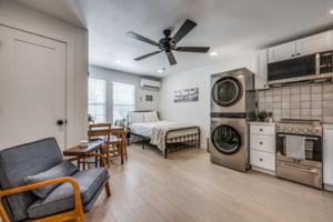 featured image of 521 Texas St #2