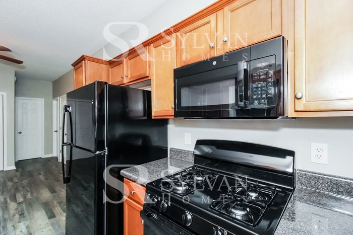 145 Joy Dr - Photo 7 of 16