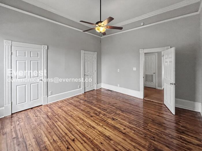 225 Woodward Ave Se - Photo 7 of 20