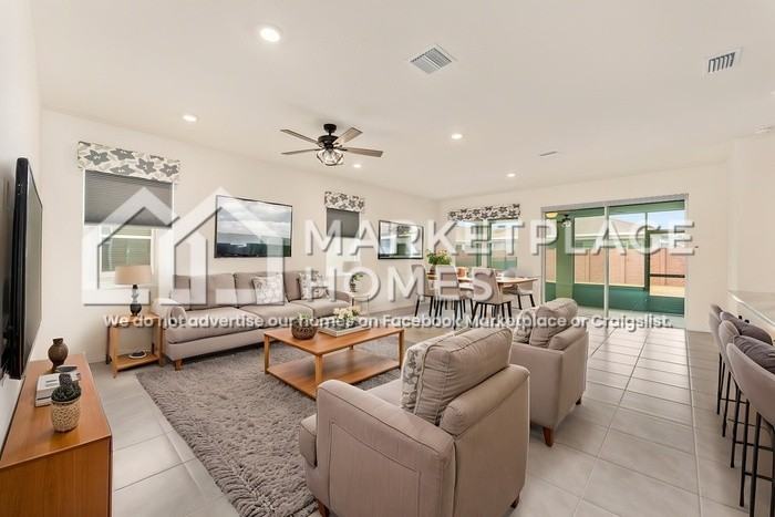 4170 Nw 48th Terrace Rd - Photo 4 of 32