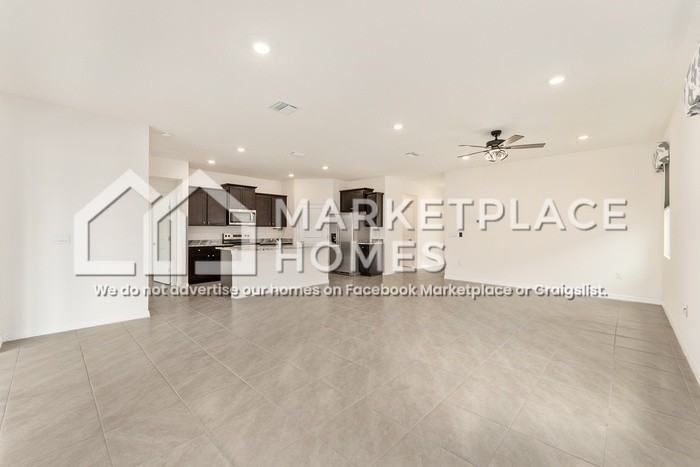 4170 Nw 48th Terrace Rd - Photo 6 of 32