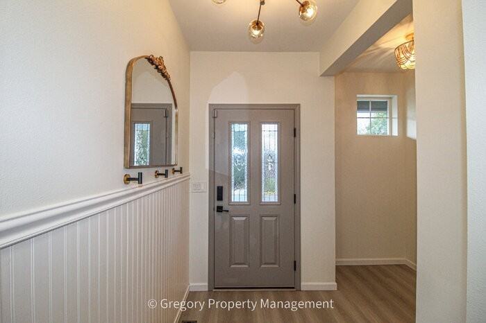 17933 27th Ave Se - Photo 3 of 37