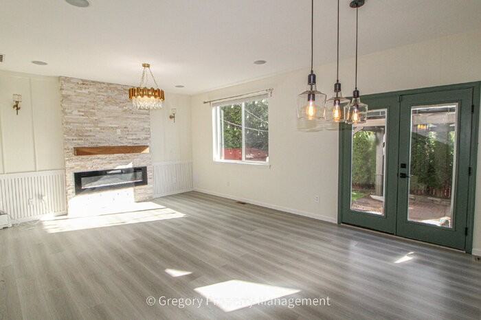 17933 27th Ave Se - Photo 5 of 37