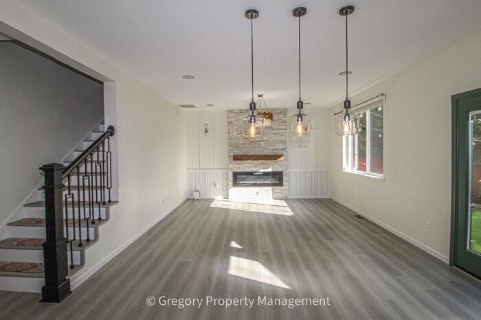 17933 27th Ave Se - Photo 6 of 37