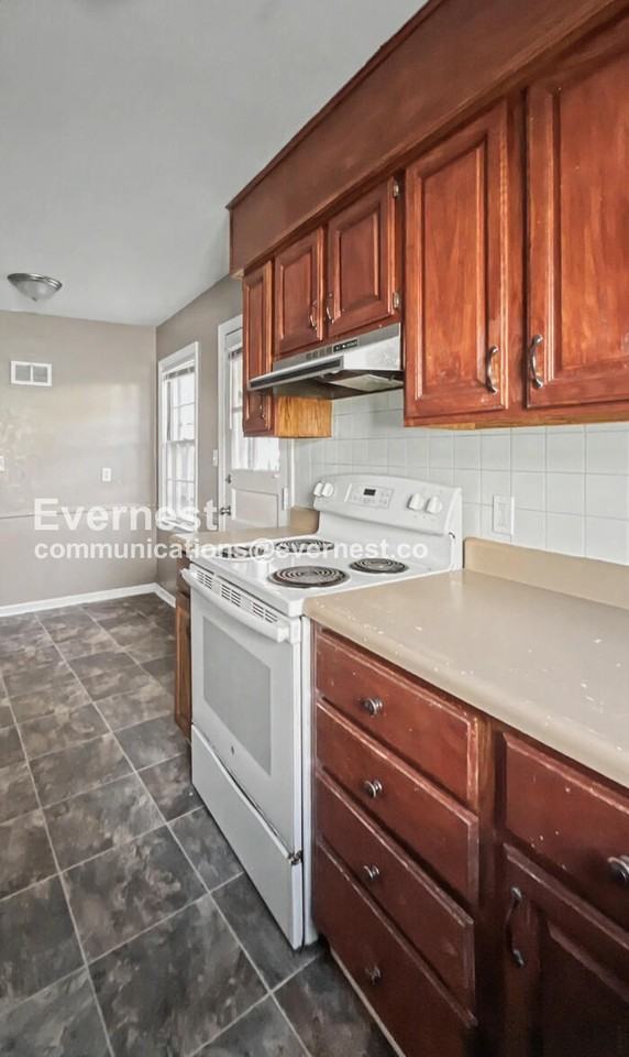 7316 Paseo Blvd - Photo 3 of 18