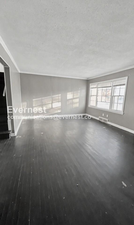 7316 Paseo Blvd - Photo 4 of 18