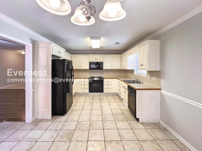 93 Rosebud Cir - Photo 3 of 25