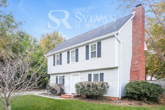 125 Wells Garden Ct - Photo 3 of 19