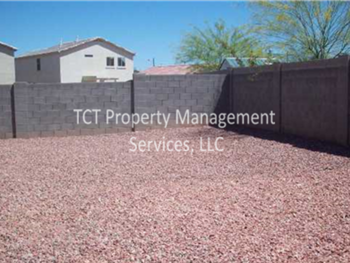 2321 N 92nd Dr - Photo 6 of 6