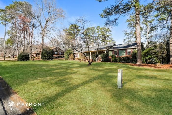 2117 Chaparral Dr - Photo 2 of 3