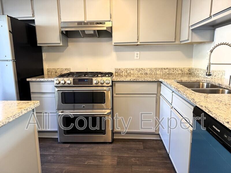 862 Regal Path Ln - Photo 3 of 20