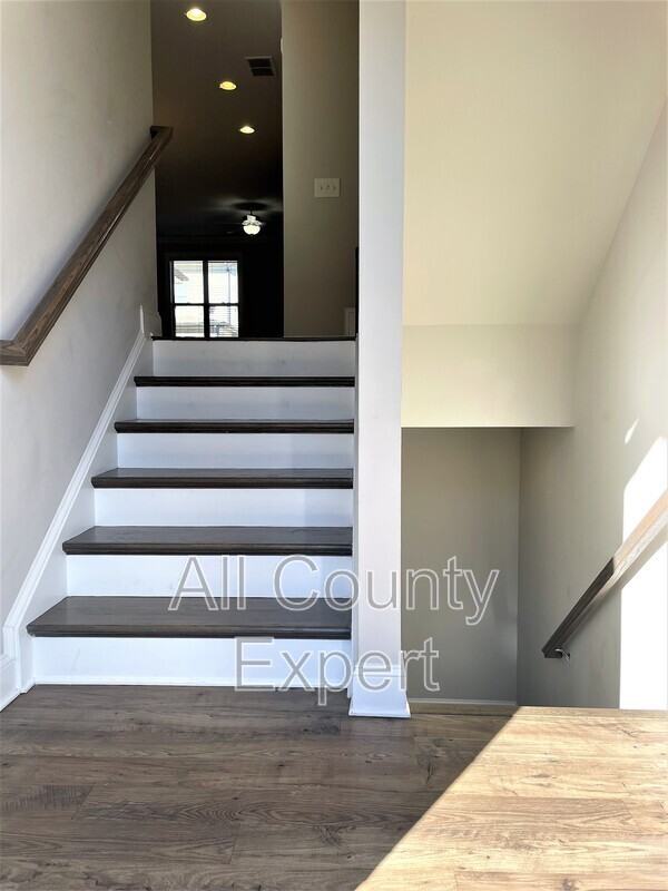 113 Laurel Crest Aly - Photo 2 of 39