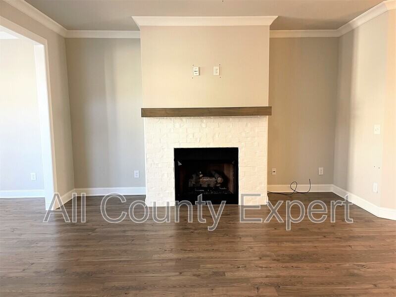 113 Laurel Crest Aly - Photo 4 of 39