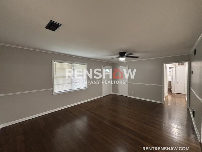 3238 Kenland Dr - Photo 3 of 15