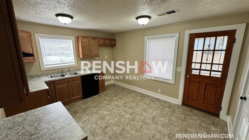 822 Eyers Rd - Photo 4 of 18