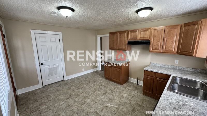 822 Eyers Rd - Photo 5 of 18