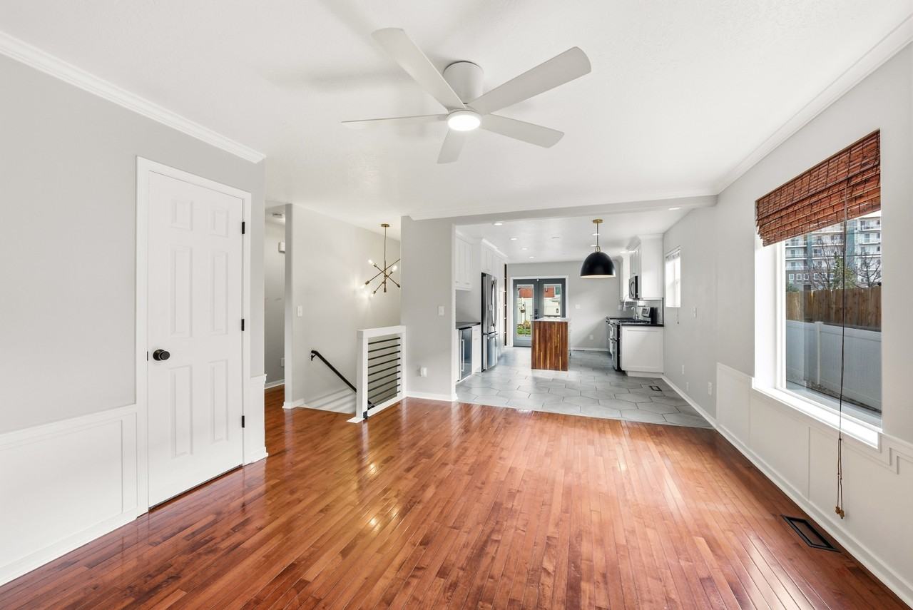 574 N Pugsley St #1 - Photo 6 of 39