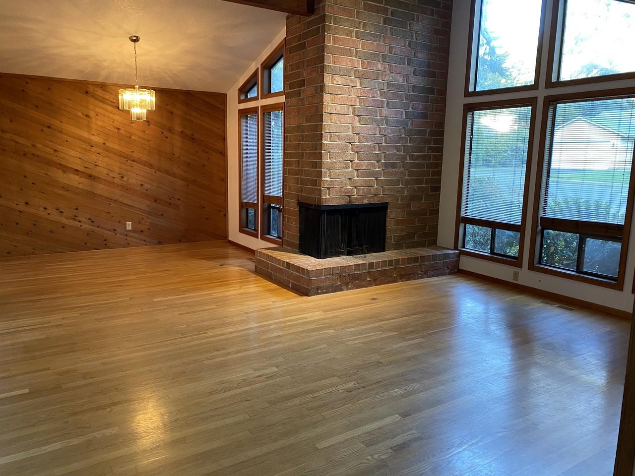 2558 Troy Ct #1 - Photo 2 of 19