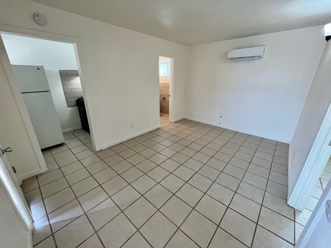 66197 Cahuilla Ave #4 - Photo 5 of 35