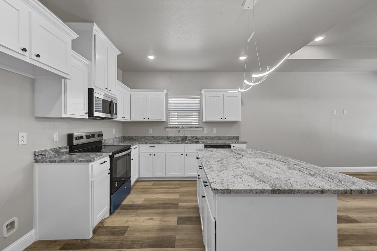 3110 St John - B #B - Photo 7 of 18