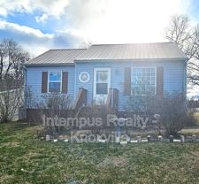 424 E Moody Ave - Photo 1 of 1